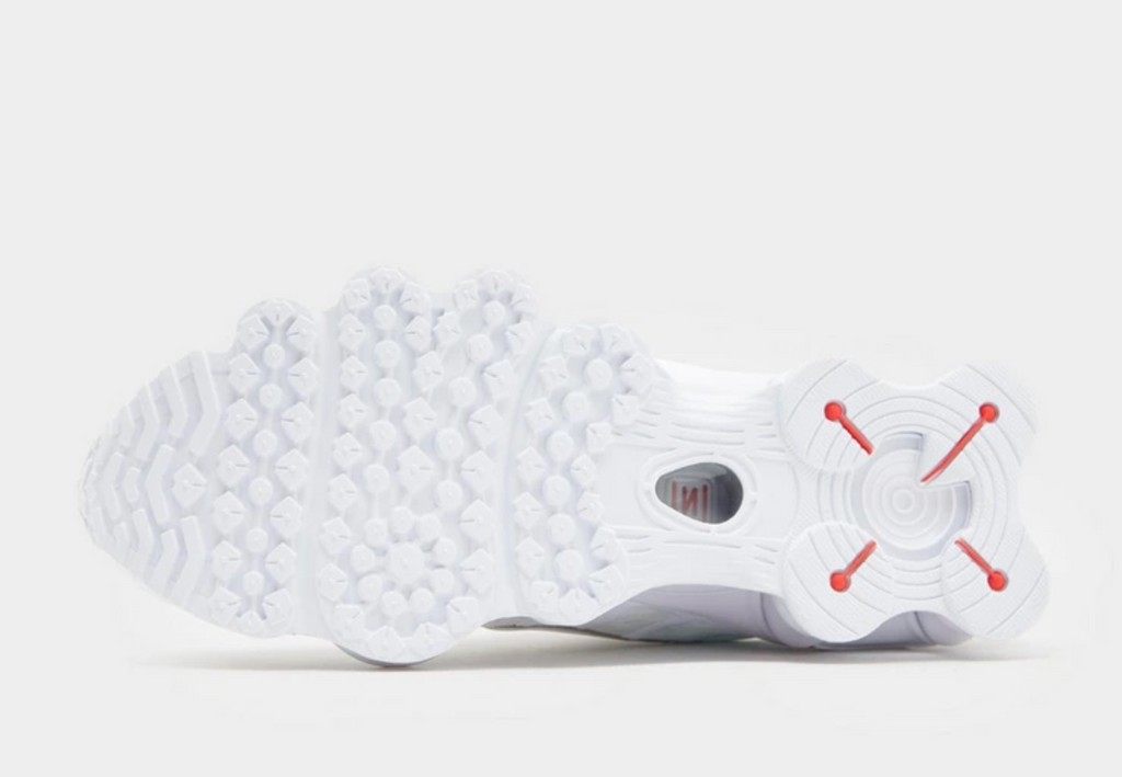 Elvare Club® Nike Shox Sneaker