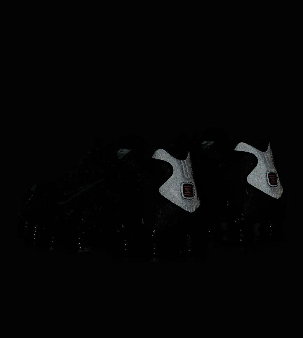 Elvare Club® Nike Shox Sneaker