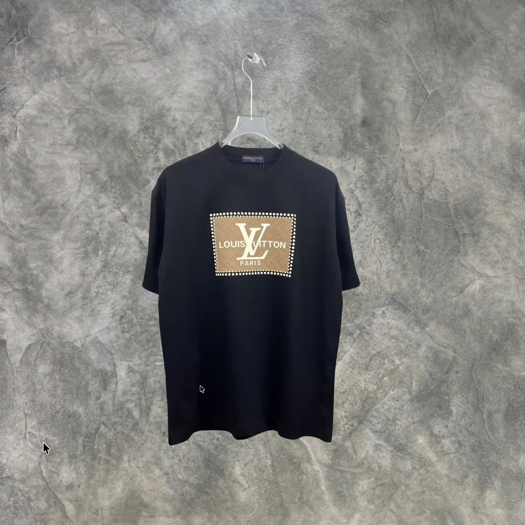 Elvare Club® T-Shirts