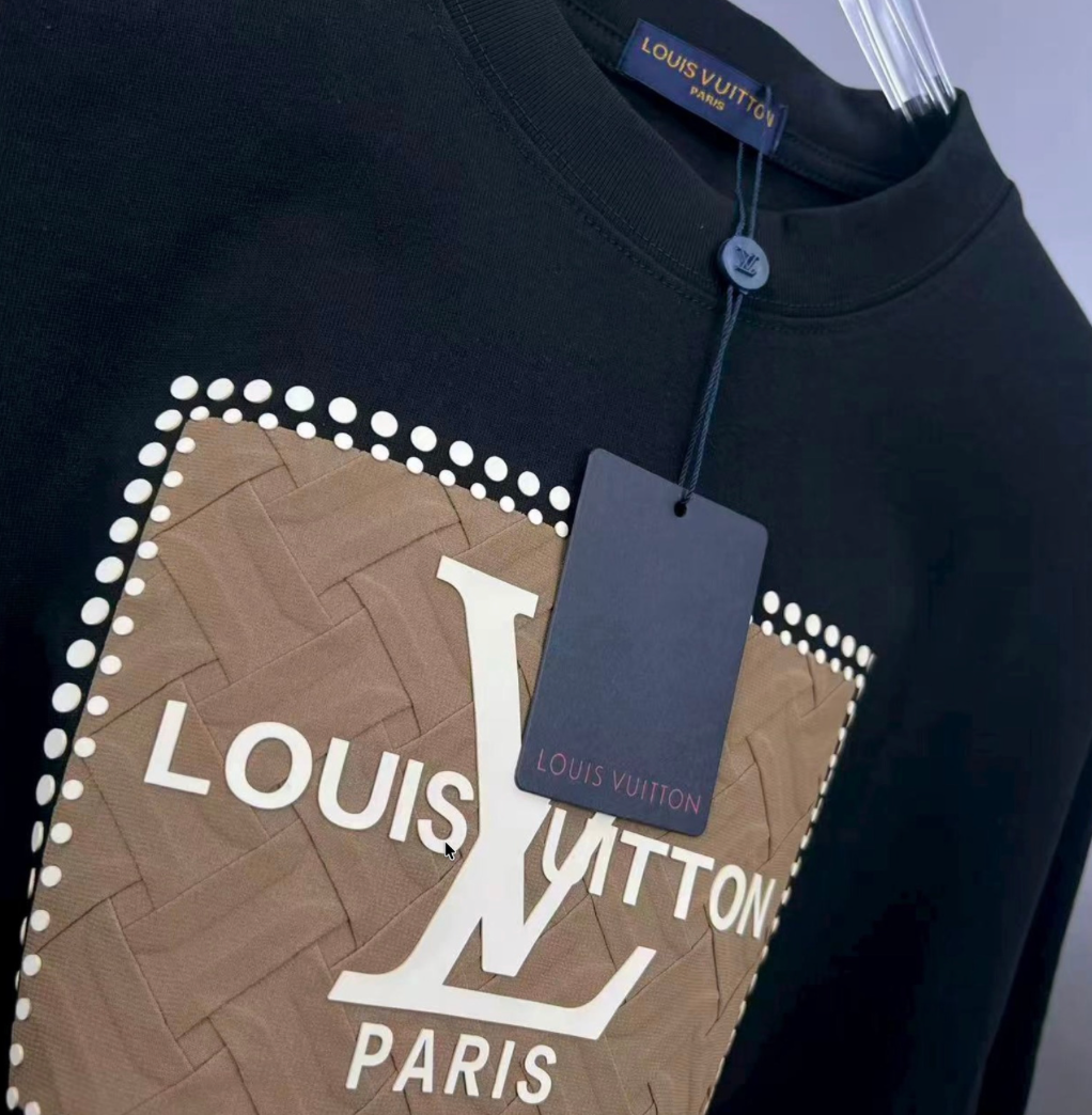 Elvare Club® T-Shirts