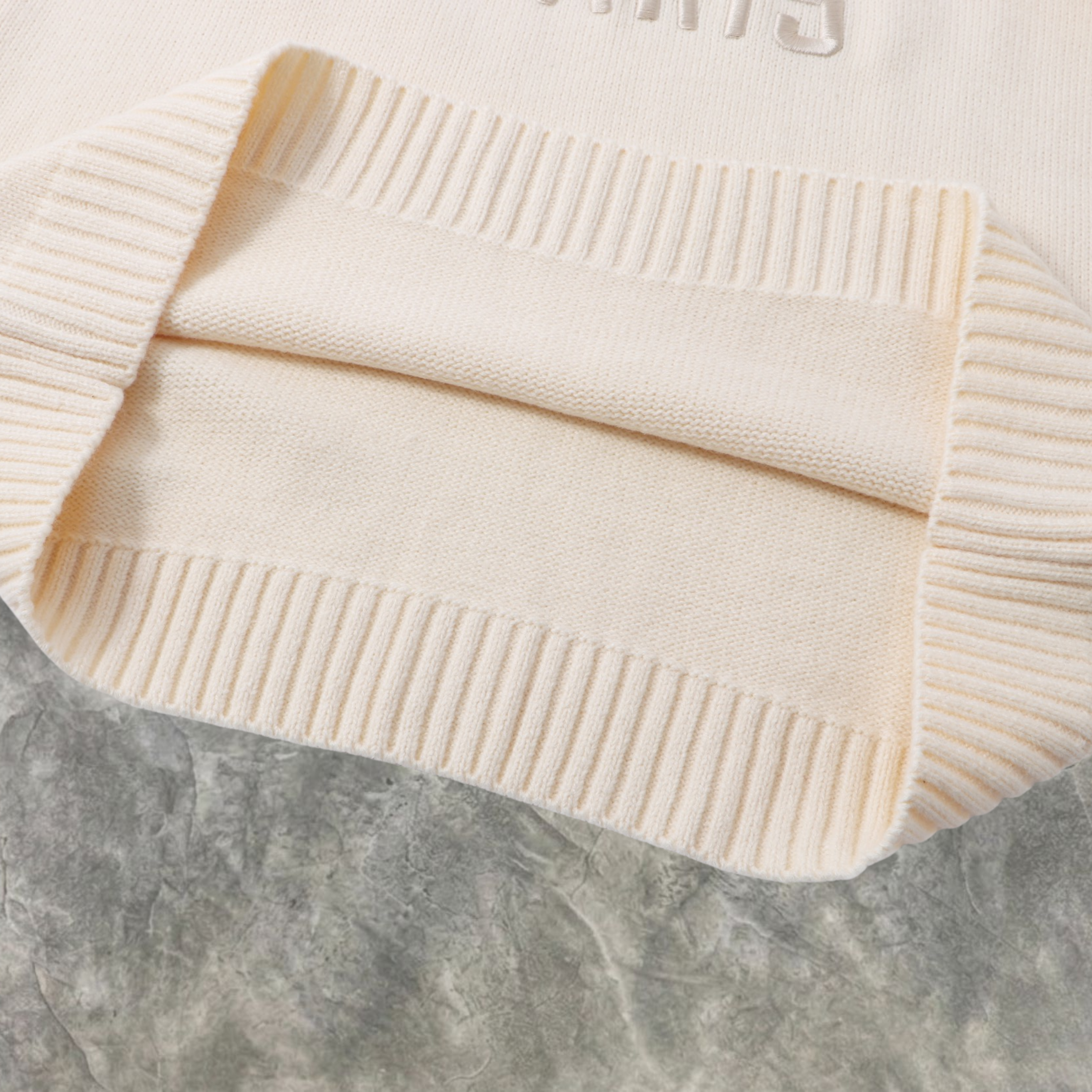 Elvare Club® Sweater