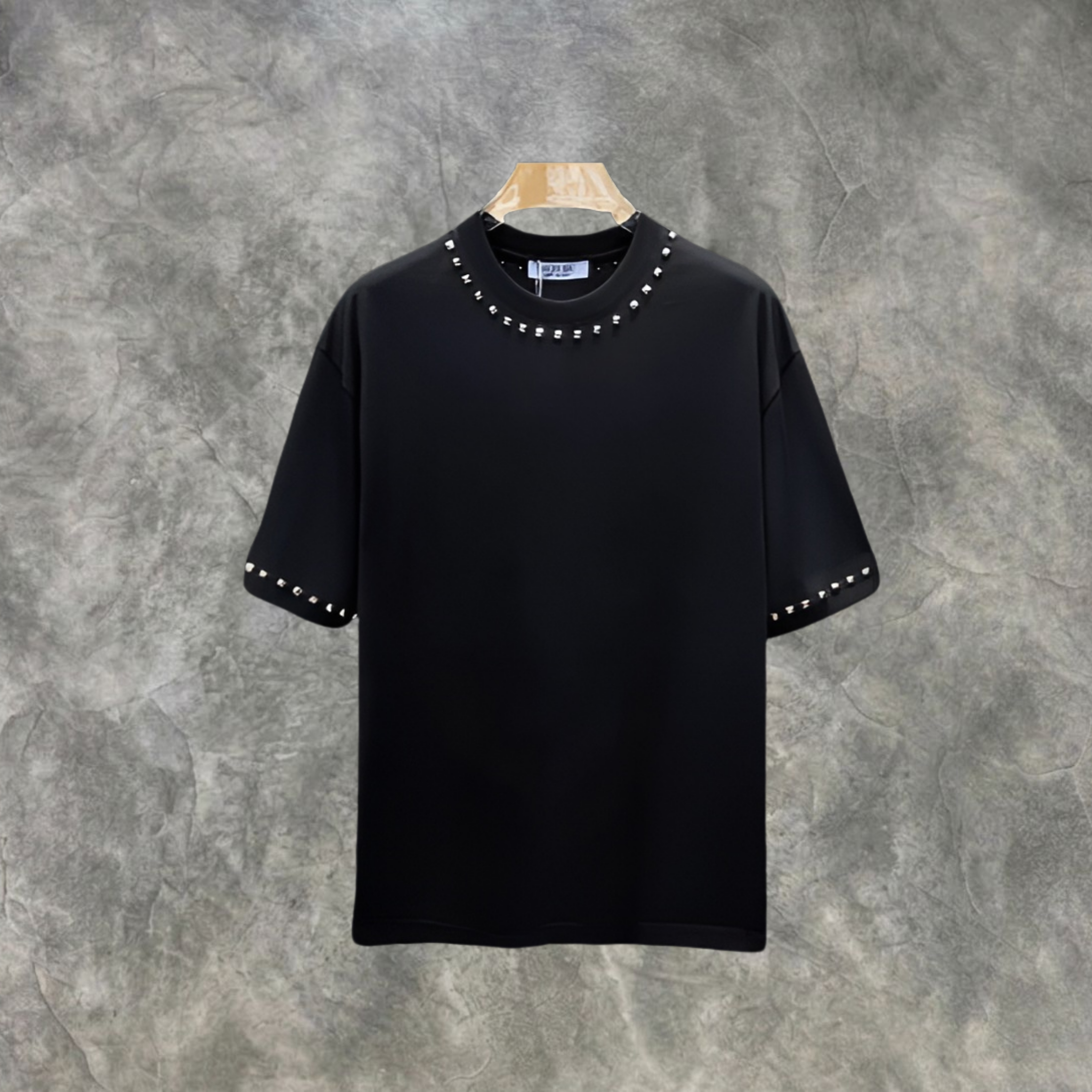 Elvare Club® T-Shirt